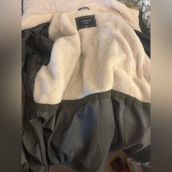 Liz Claiborne Plus Size Dark Green Utility Winter Jacket with Faux Fur Hood - Picture 8 of 8